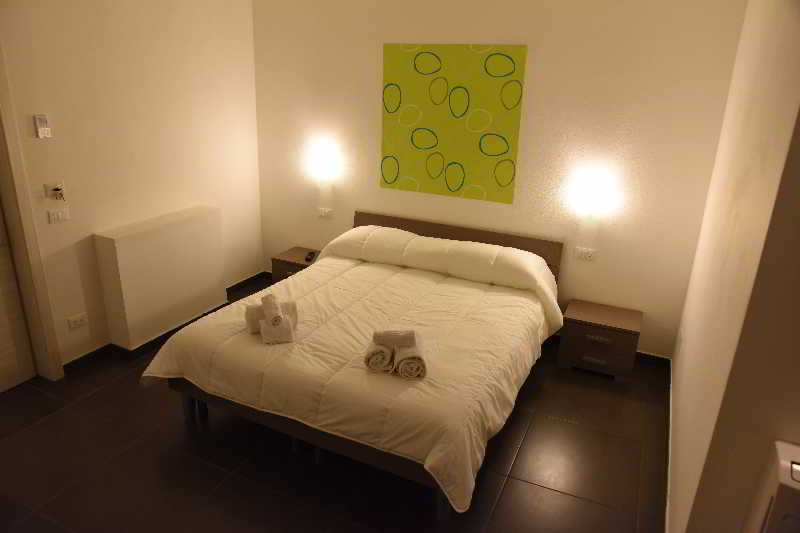 Up Room&Suite Lecce Kültér fotó